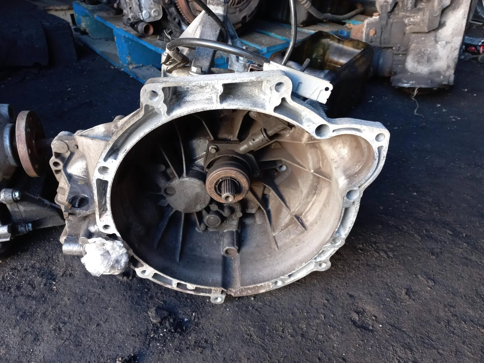 КПП (Коробка передач механическая) 3M5R7002NF Ford Focus 2 restailing 0.0 0