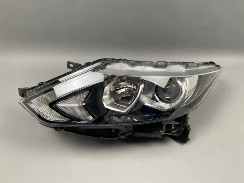 Фара Nissan Qashqai 2013-2017 260604EH1A J11, левая