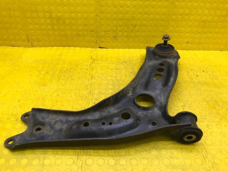 Рычаг подвески Skoda Octavia 2018 5Q0407151L 5E3 CWV 594183, передний левый