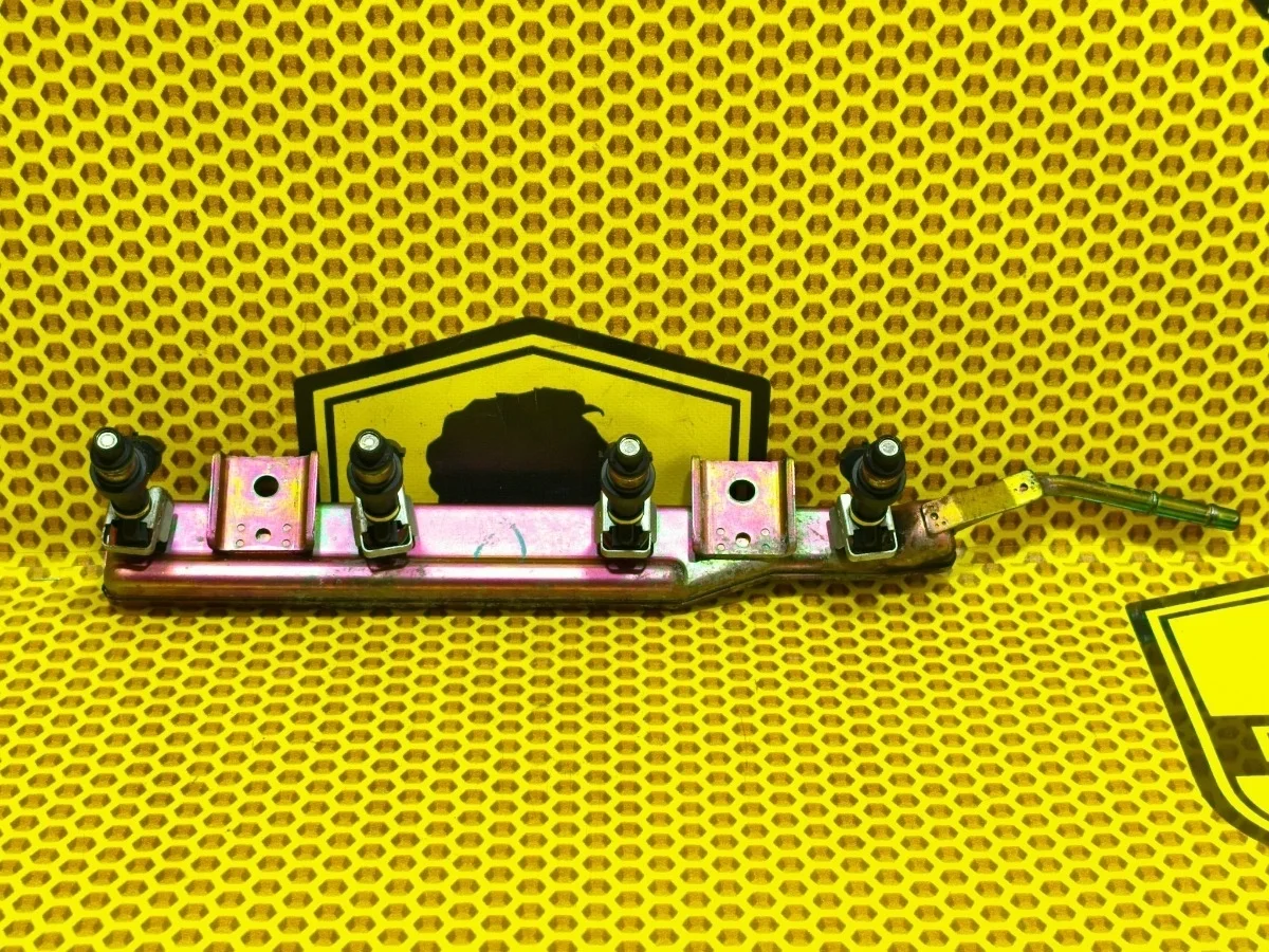 Рейка топливная Nissan Almera Classic 2006 1752095F0C B10 QG16