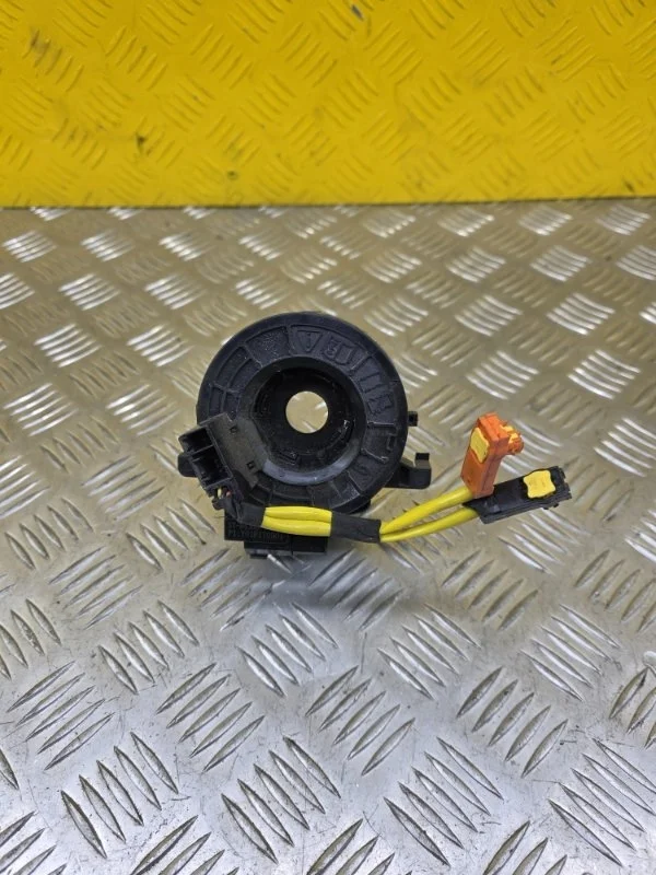 Шлейф руля Toyota Tundra Ii (2006-2022) 2008 8430648030 ПИКАП 5.7 I 3URFE