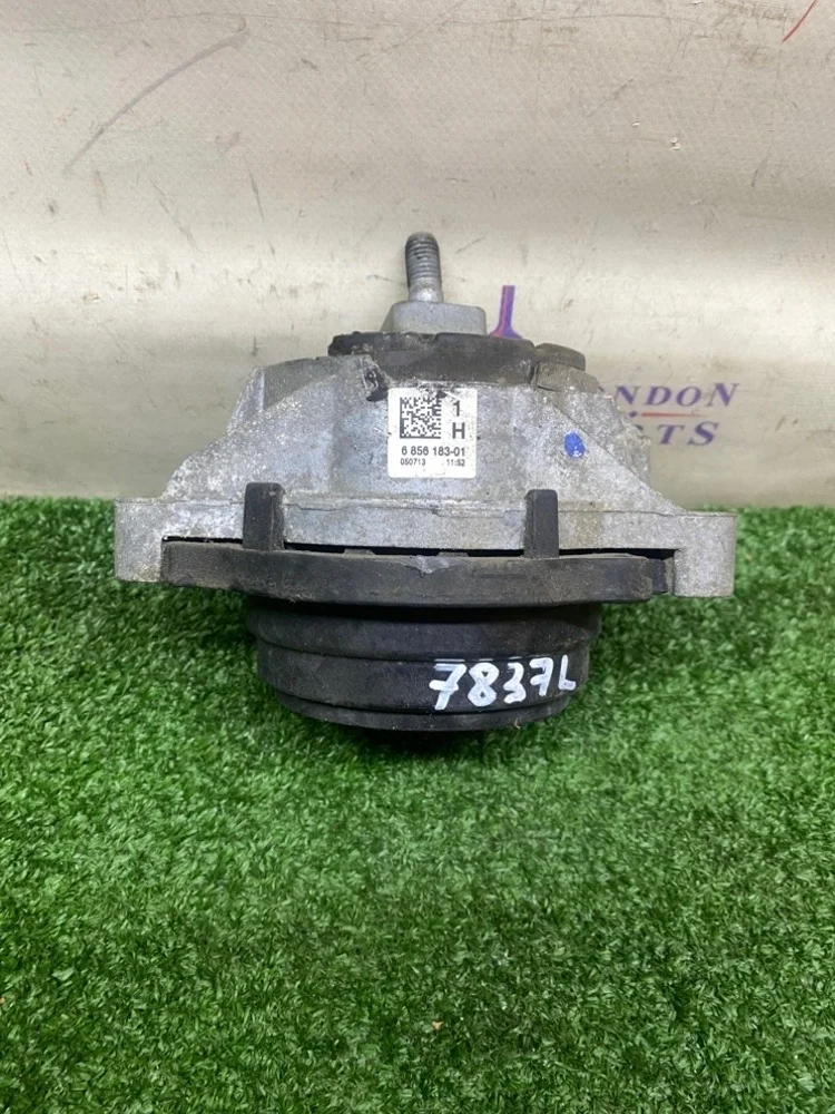 Подушка двигателя BMW 320ix F30