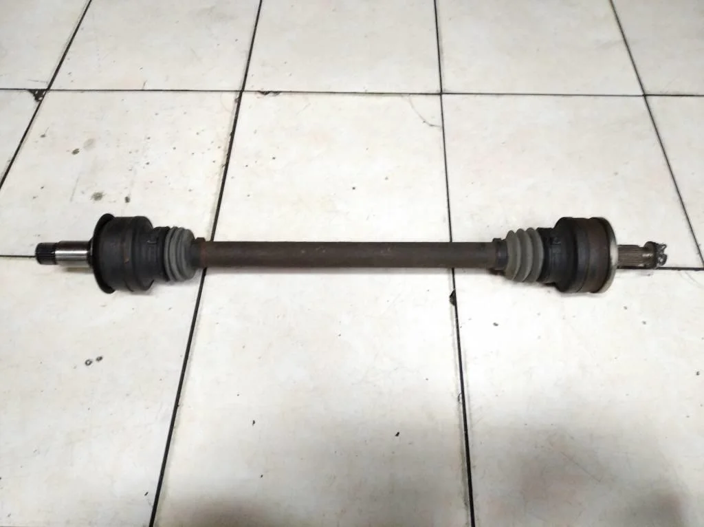 Привод задний Mercedes-Benz