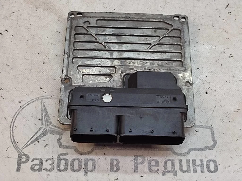 Блок управления двигателем Mercedes-Benz