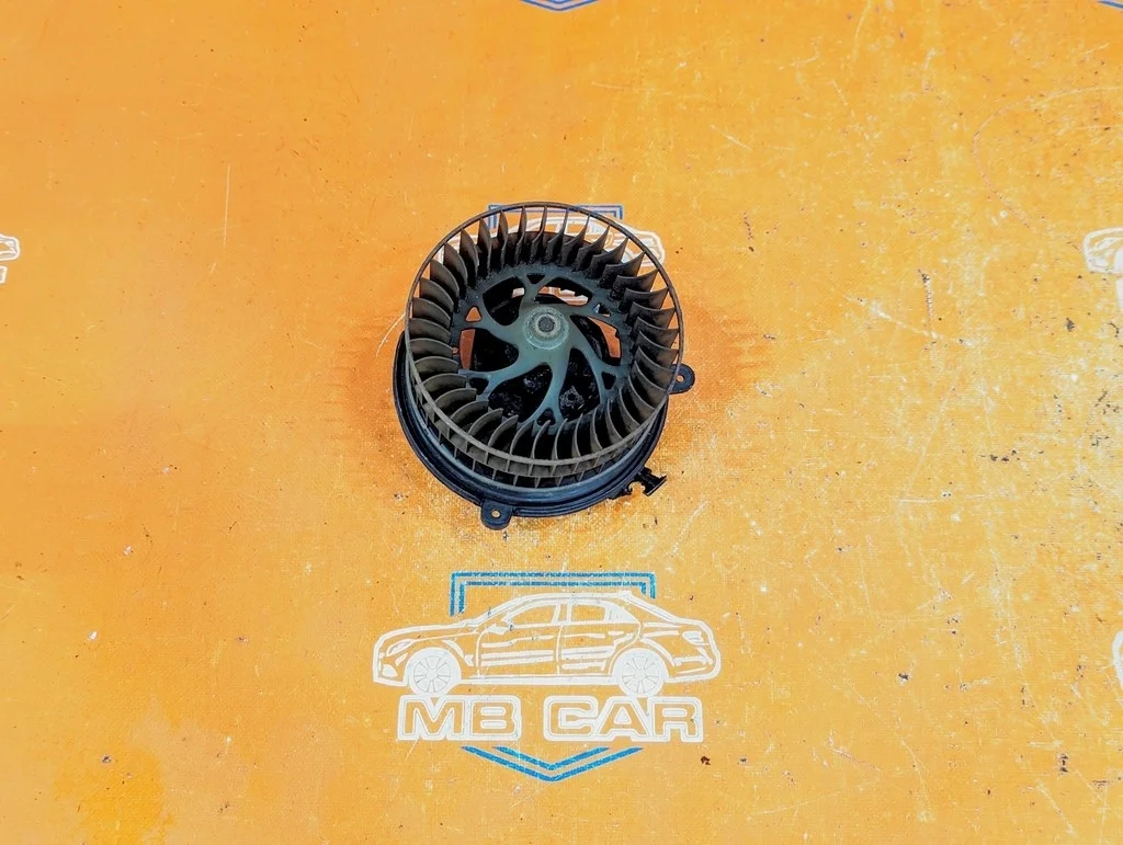 Моторчик печки Mercedes-Benz