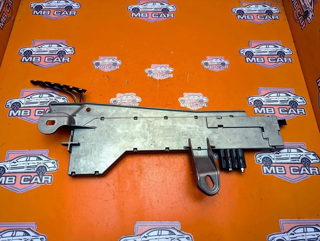 Усилитель антенны Mercedes-Benz