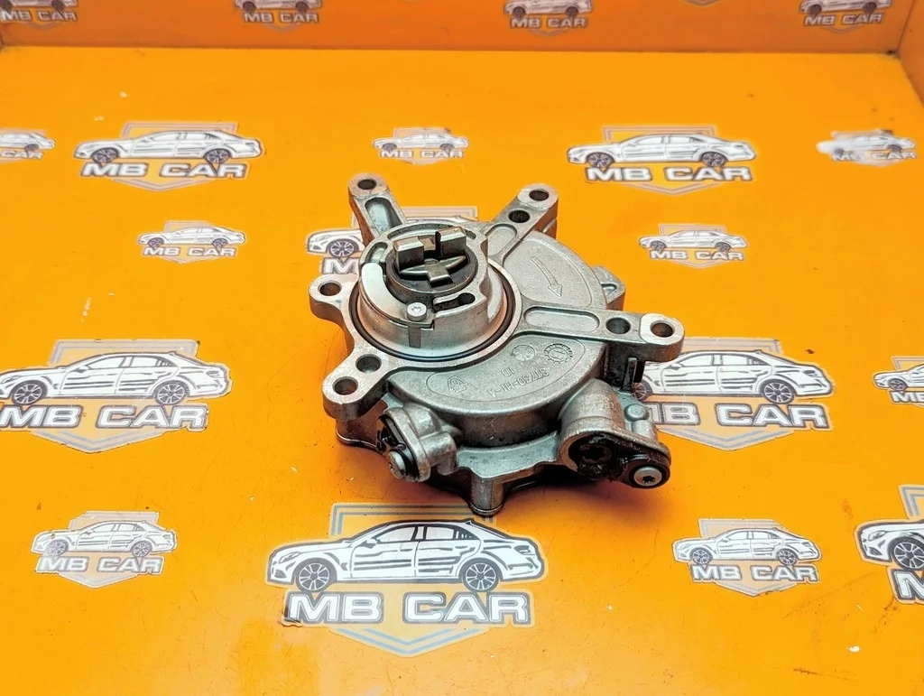 Насос вакуумный Mercedes-Benz