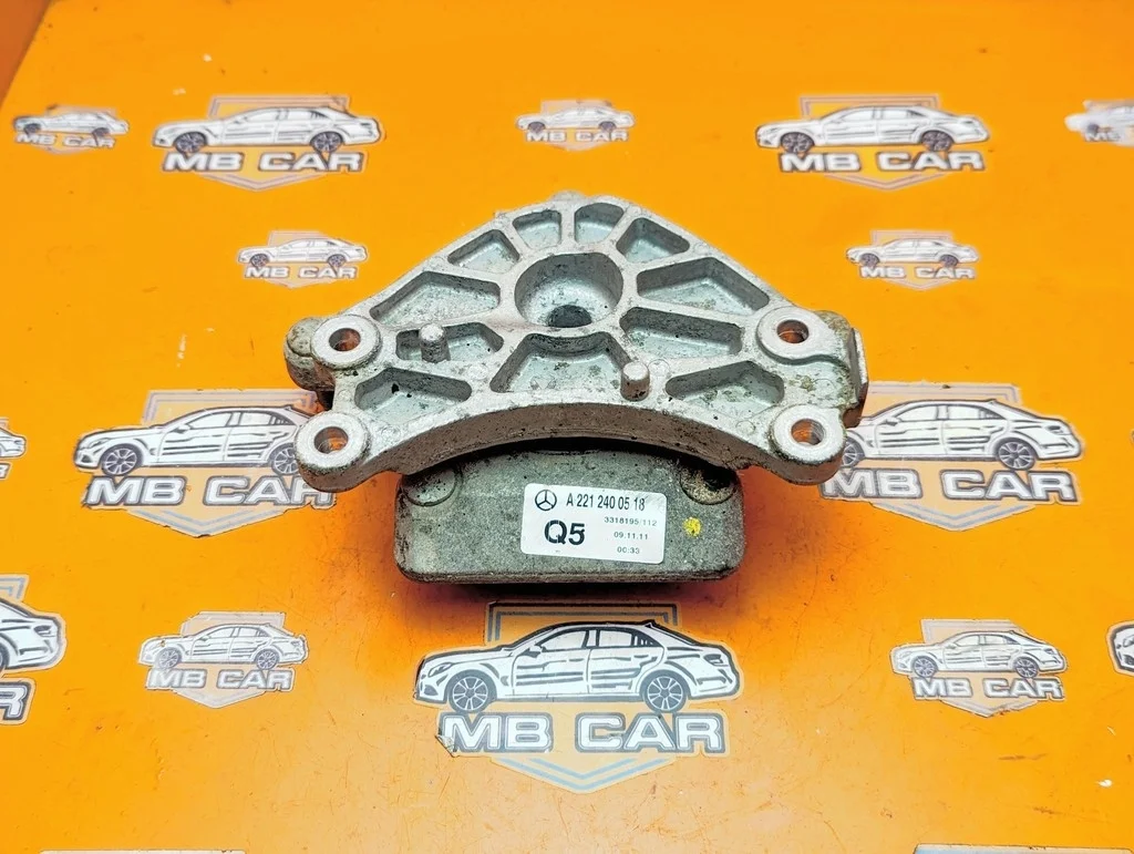 Опора КПП Mercedes-Benz