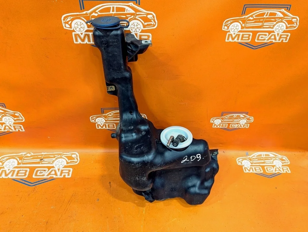 Бачок омывателя Mercedes-Benz