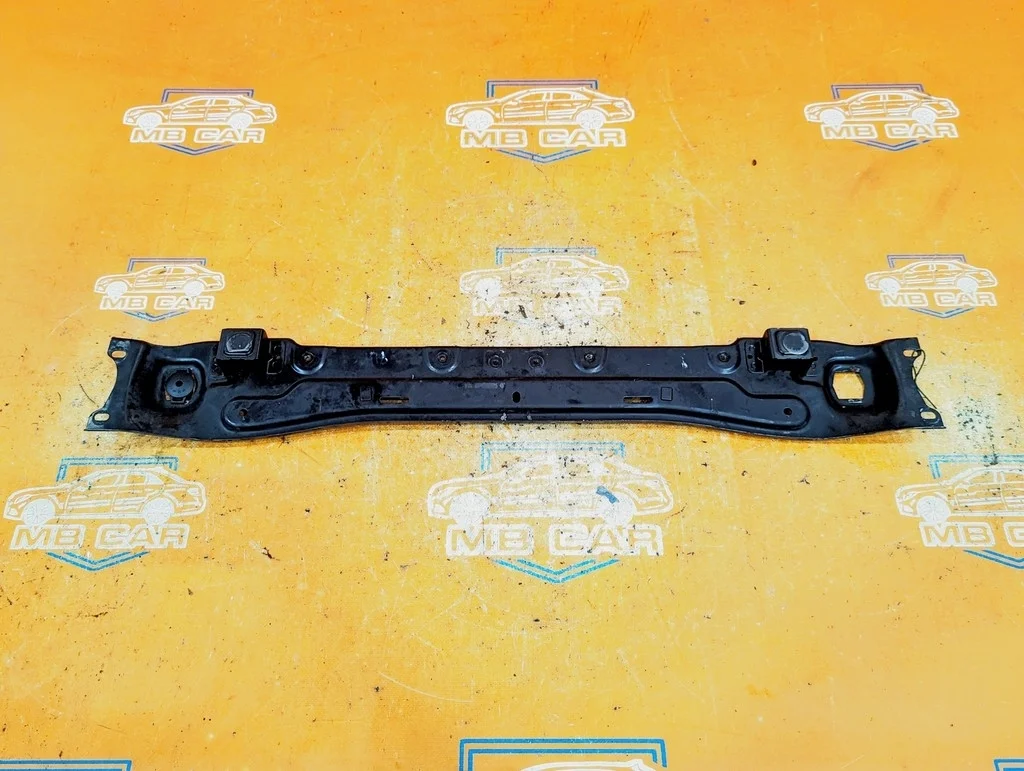 Панель телевизора верхняя Mercedes-Benz