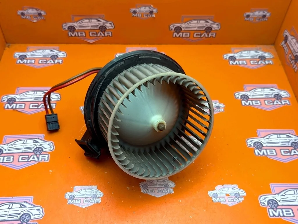 Моторчик печки Mercedes-Benz
