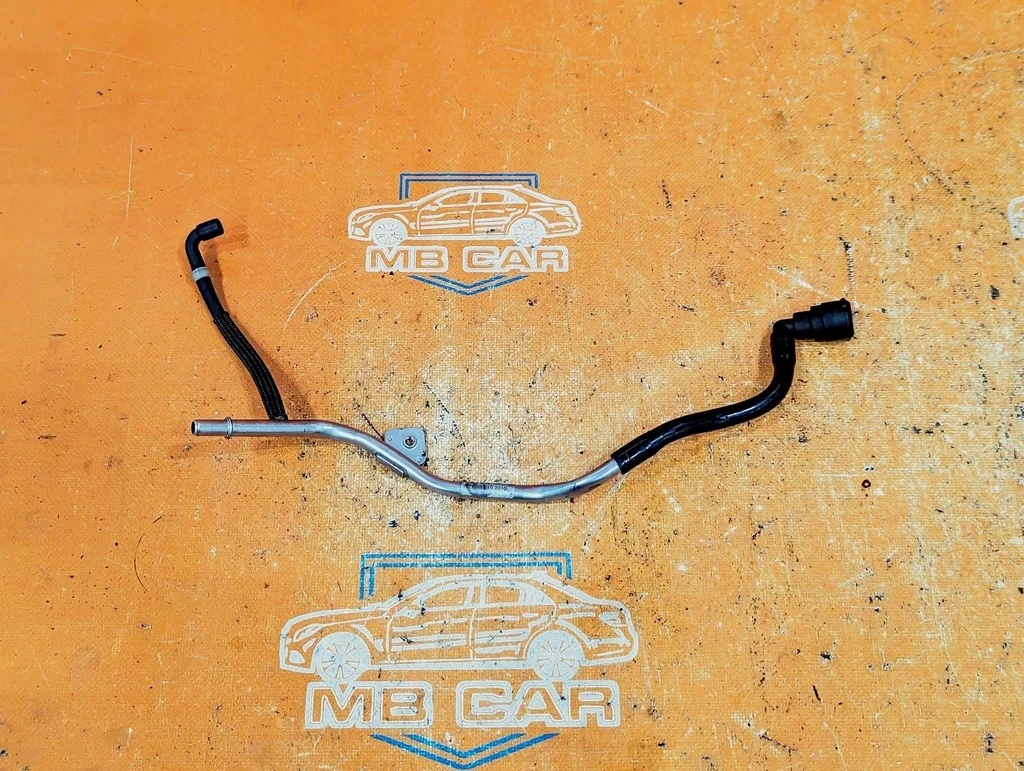 Трубка вакуумная Mercedes-Benz