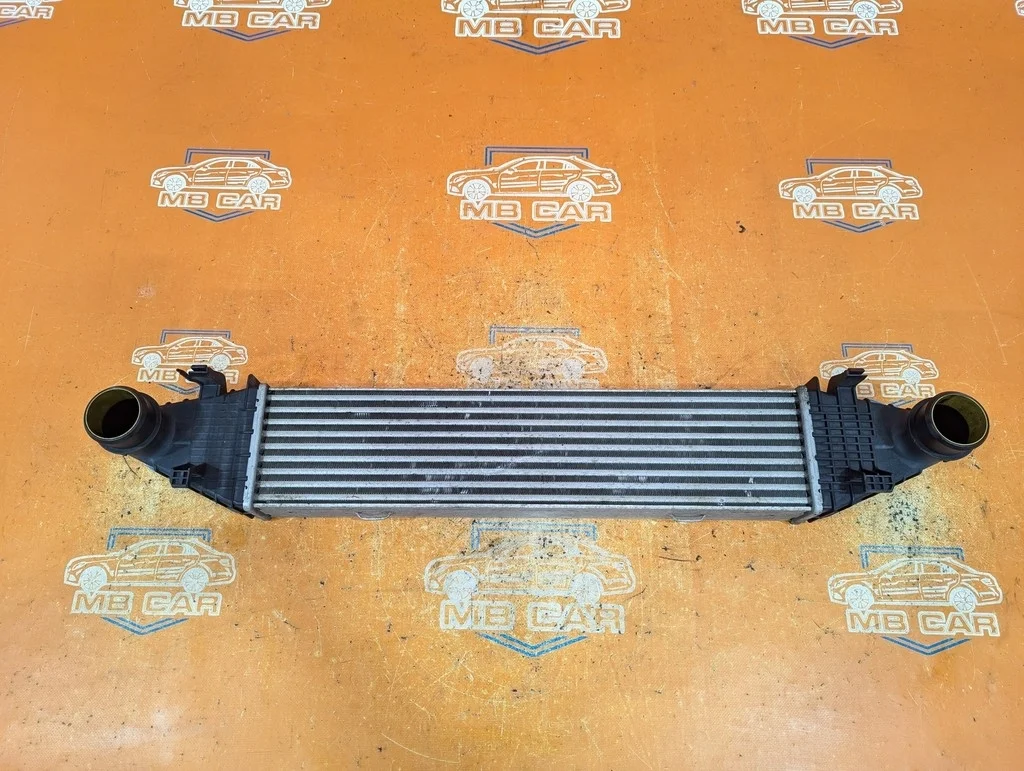 Интеркулер Mercedes-Benz