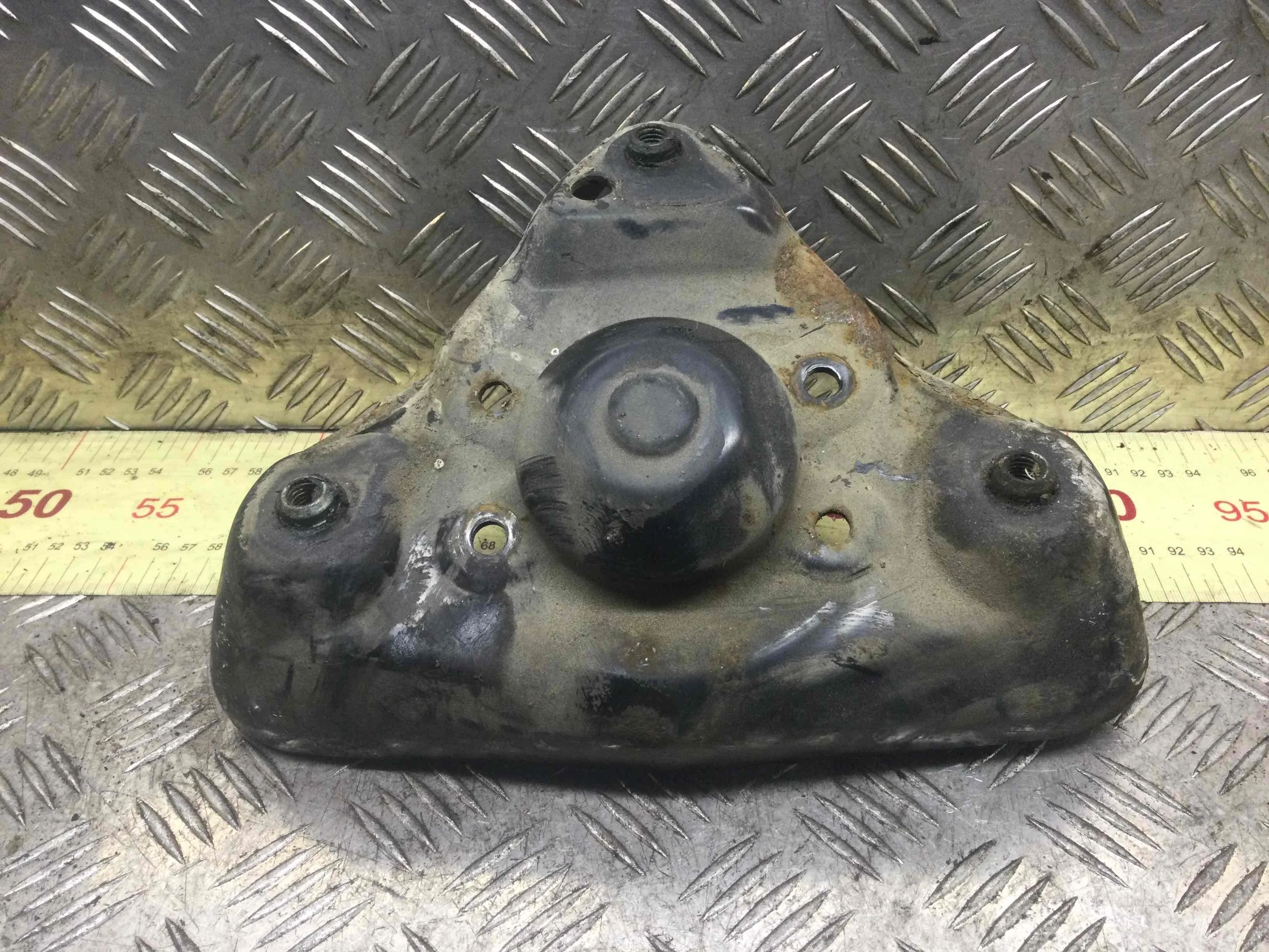 Опора амортизатора верхняя (чашка) Audi A4 B5 [рестайлинг] (1999-2001) бензин 1.8 i Механика Седан