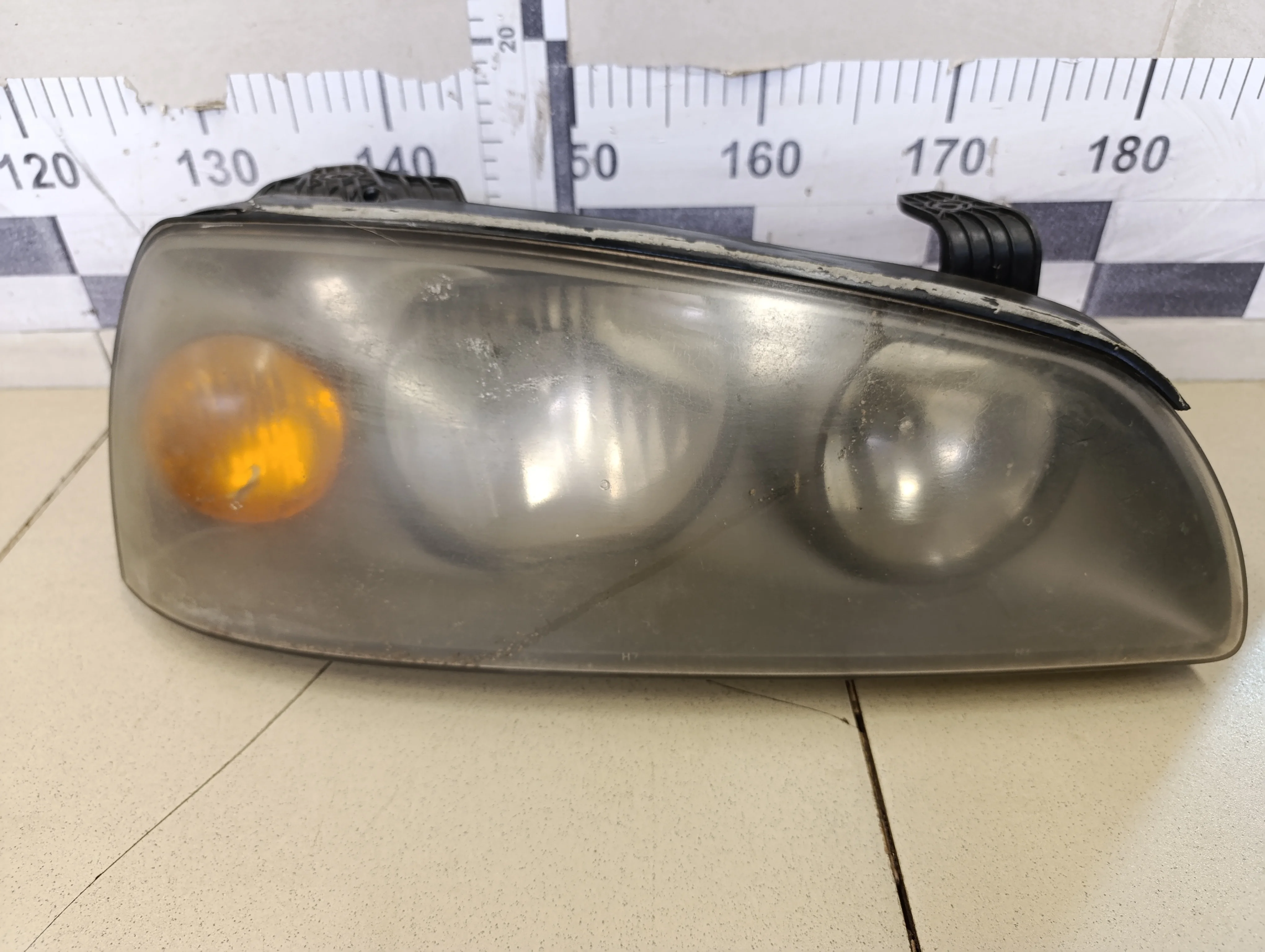 Фара правая Elantra 2000-2005