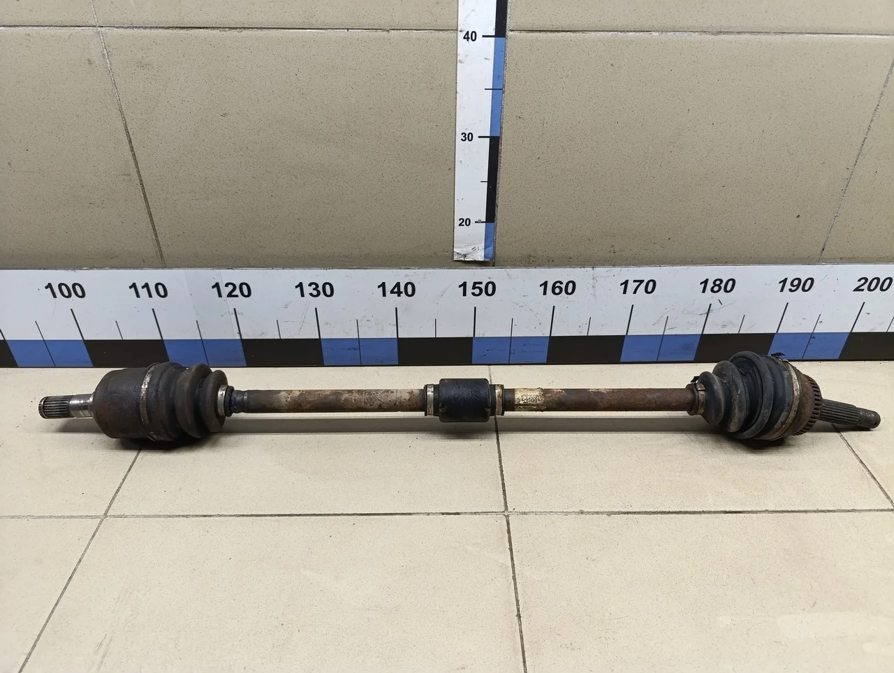 Полуось передняя правая Elantra 2000-2005