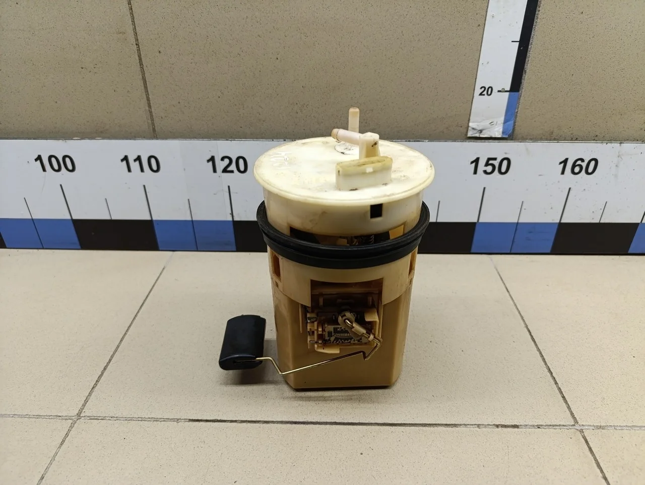 Насос топливный электрический Elantra 2000-2005