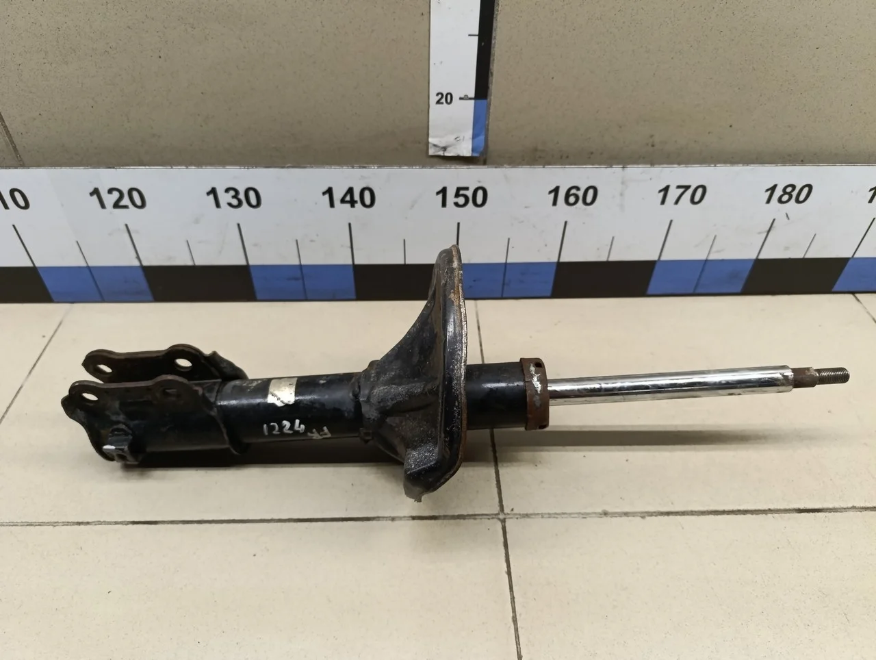 Амортизатор передний правый Elantra 2000-2005