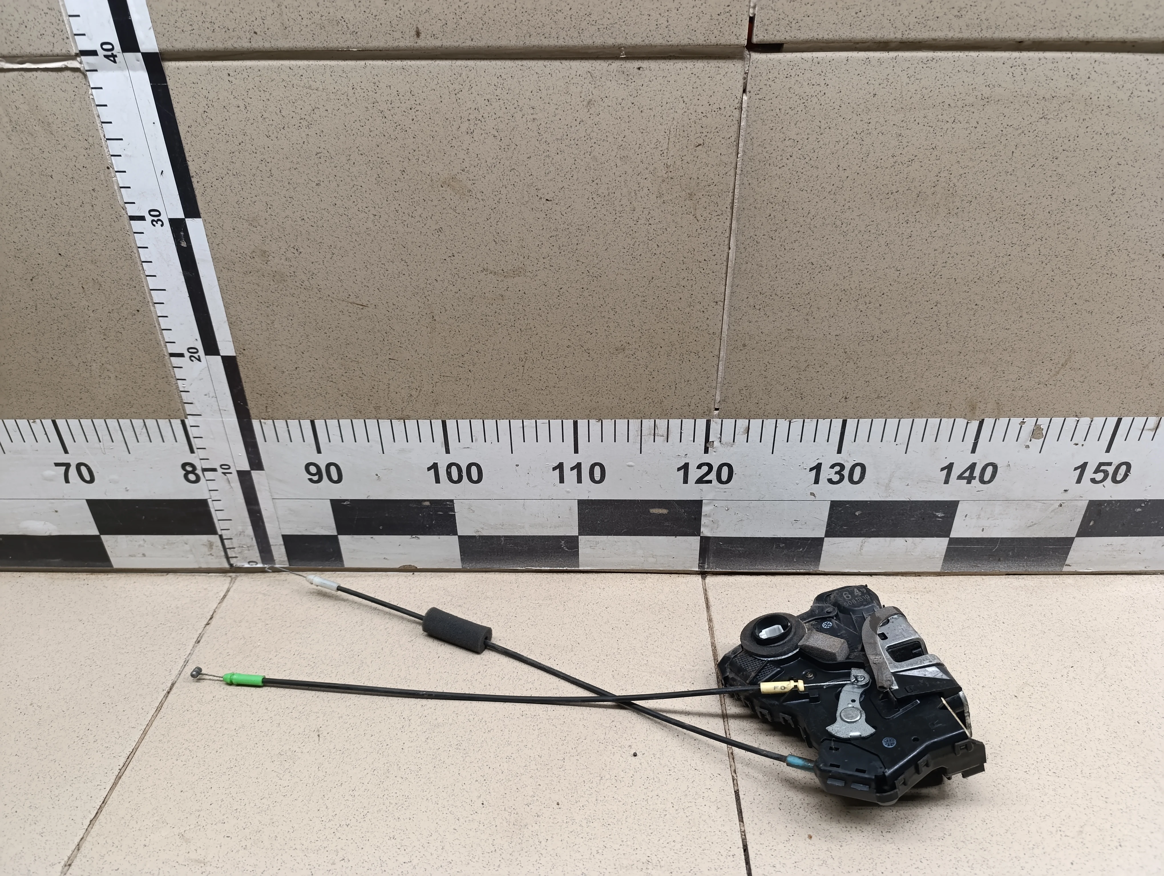 Замок двери передней правой Grand Vitara 2006-2015