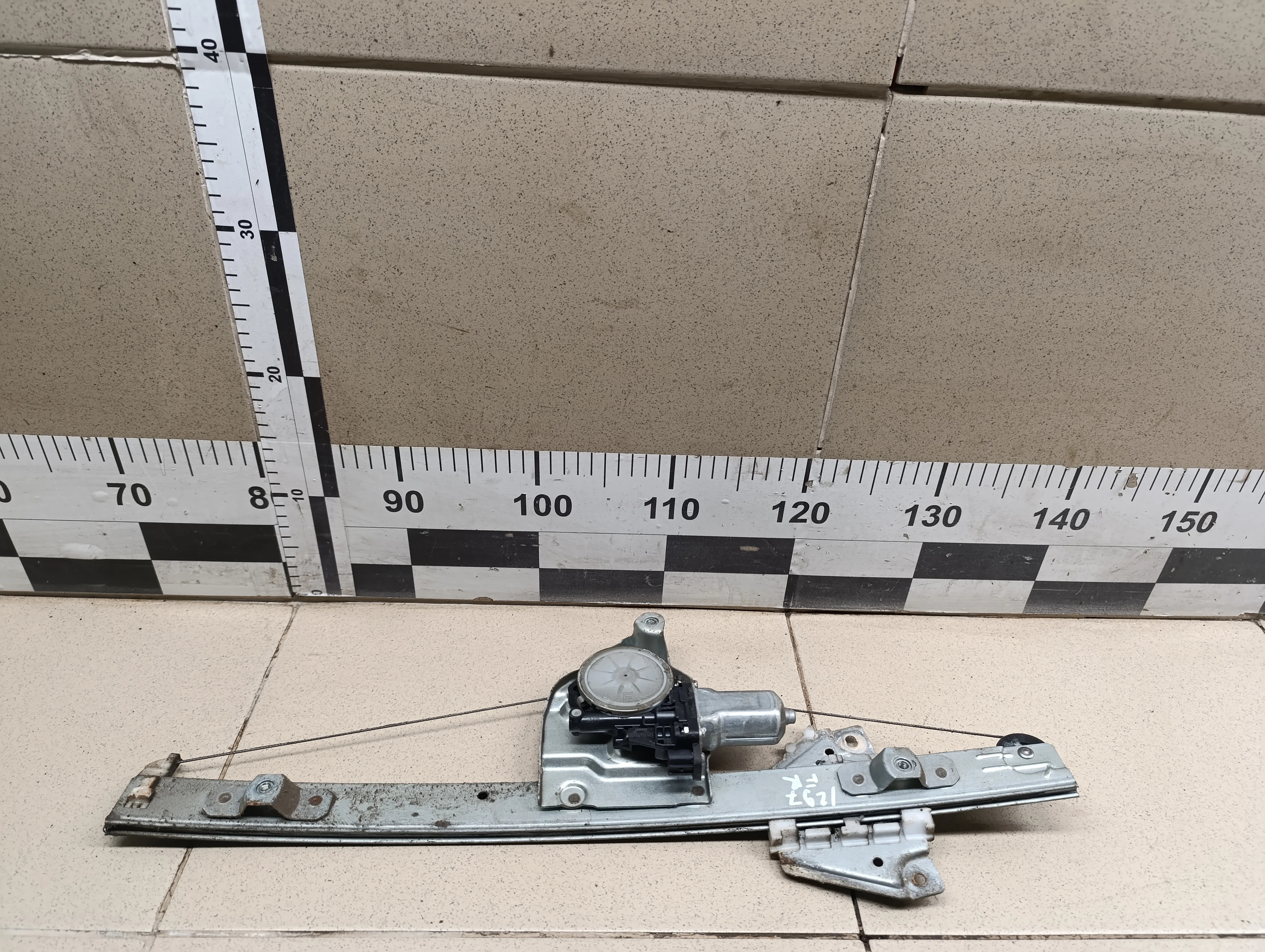 Стеклоподъемник электр. передний правый Grand Vitara 2006-2015