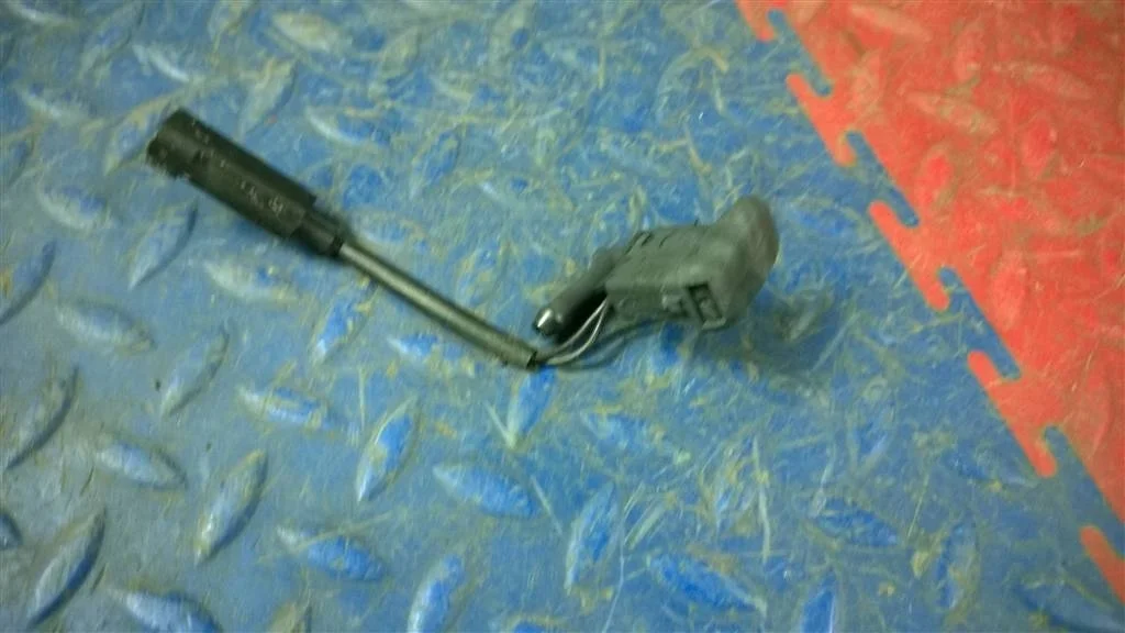 форсунка омывателя лобового стекла BMW X5 E53  M54B30 231 лс 3.0i