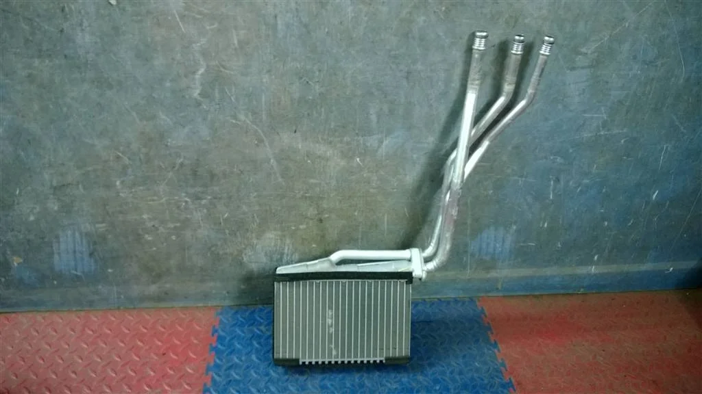 радиатор отопителя BMW X5 E53  M54B30 231 лс 3.0i