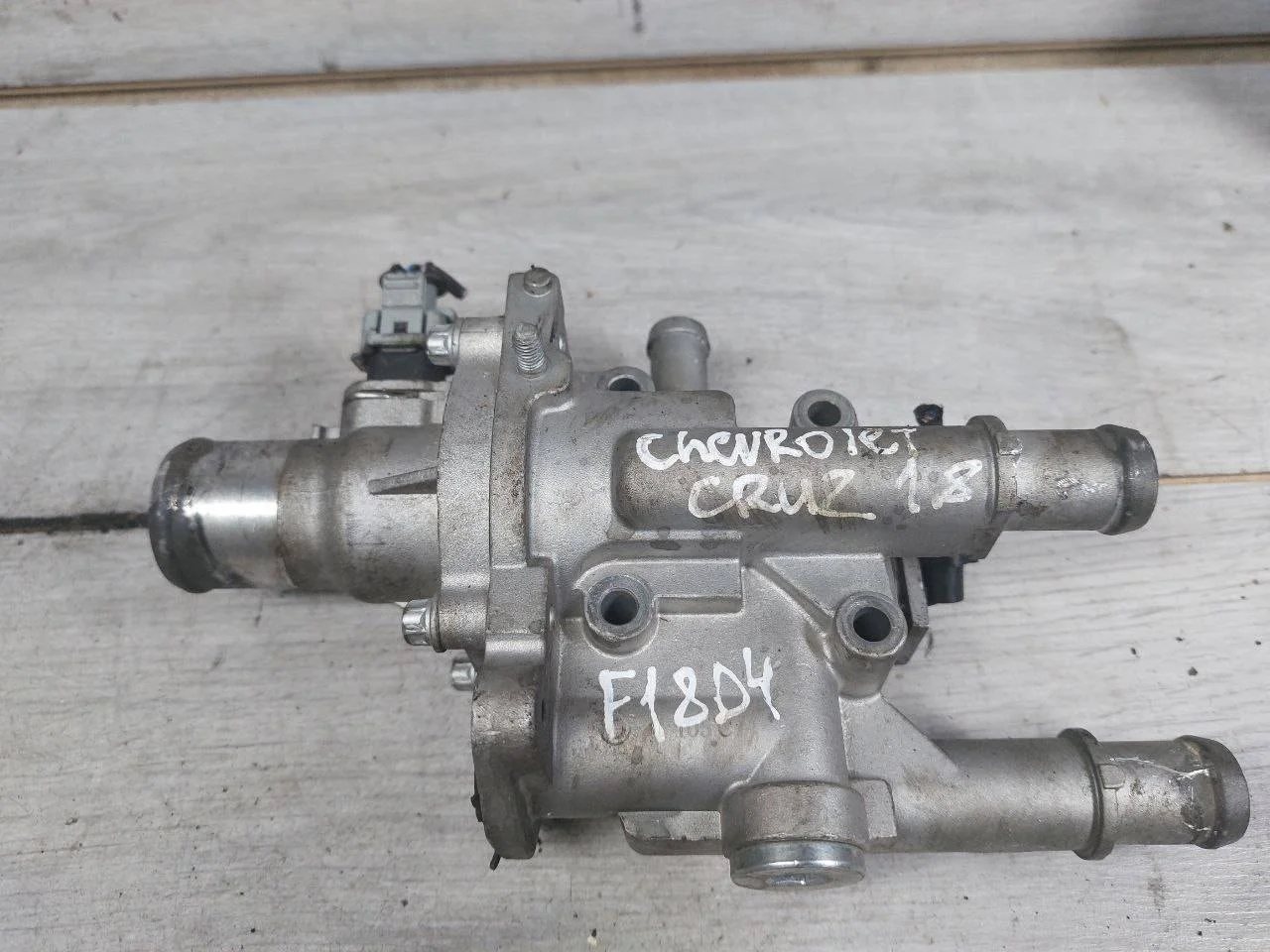 корпус термостата Chevrolet Cruze J300