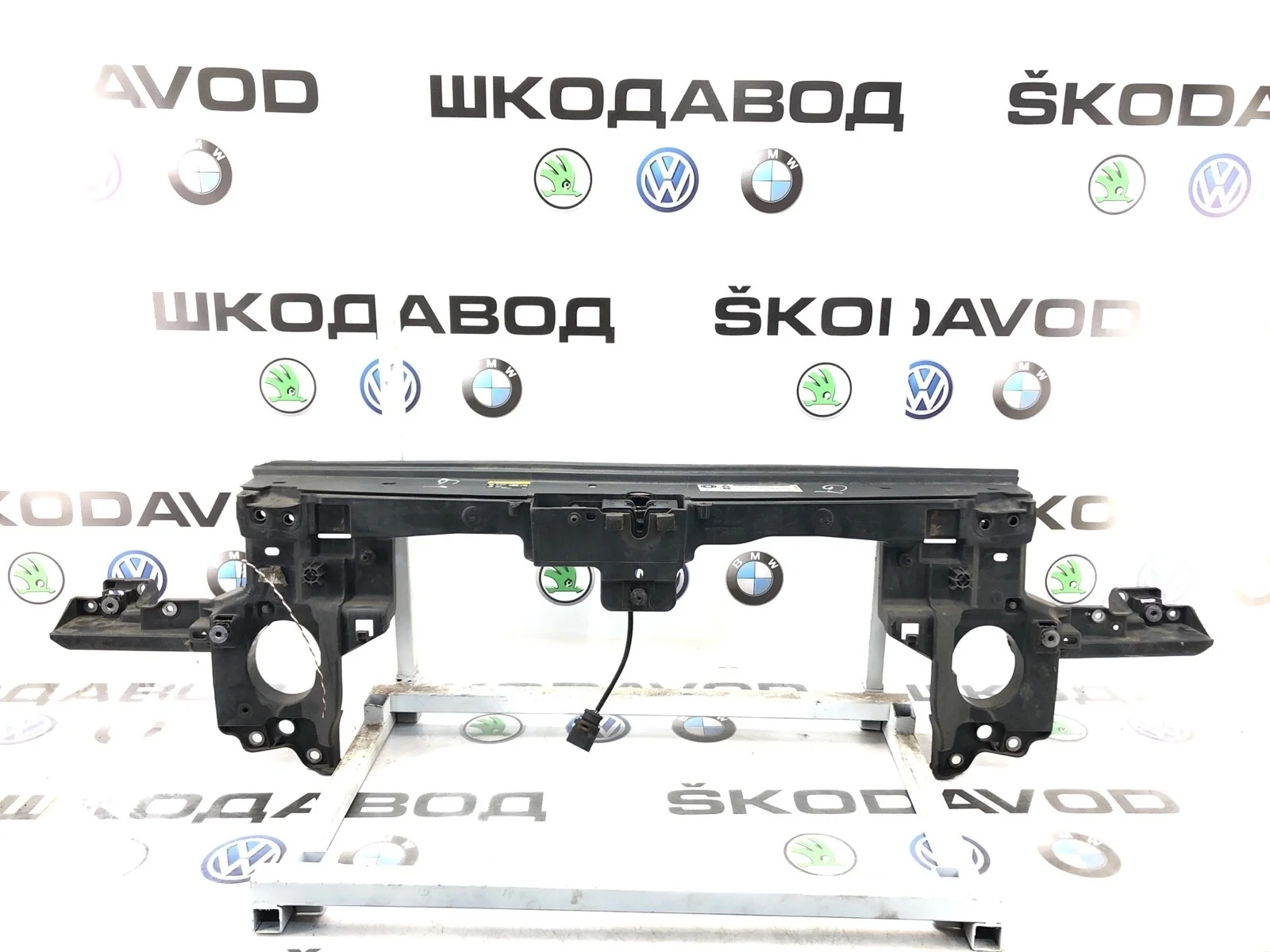 Панель Volkswagen Touareg 2014 7P6805594C 2 NF 3.0 CJMA, передний