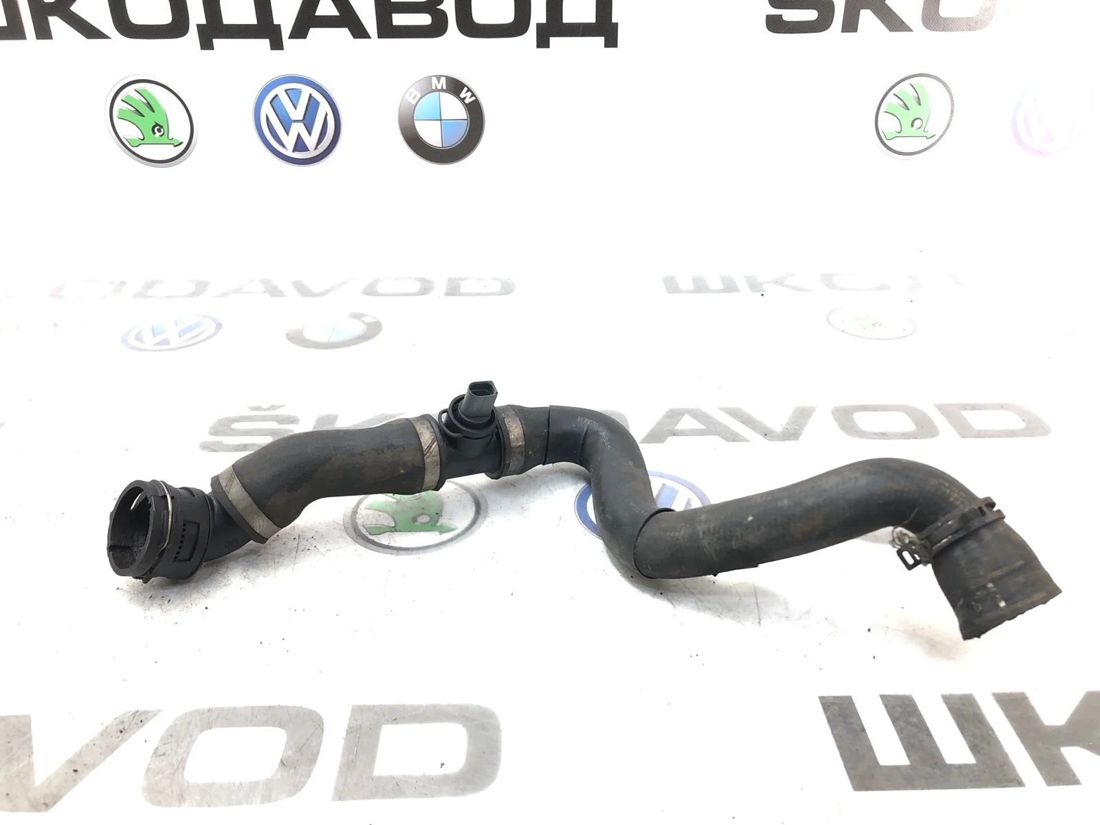 Патрубок радиатора Volkswagen Touareg 2014 7P6122051G 2 NF 3.0 CJMA