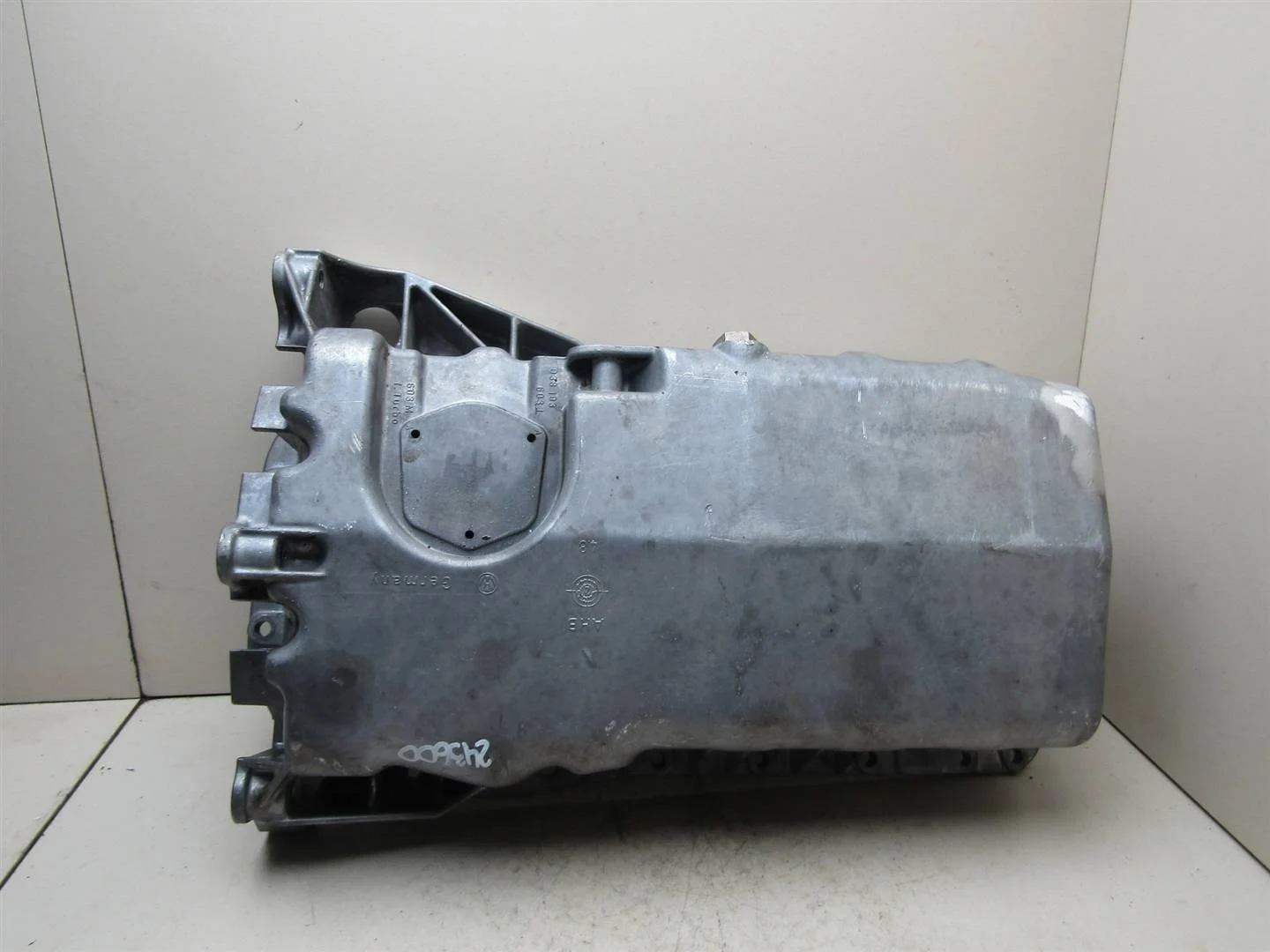 Поддон масляный двигателя Skoda Octavia (A4 1U-) 2000-2011  [038103603L]  1.8T в Вологде