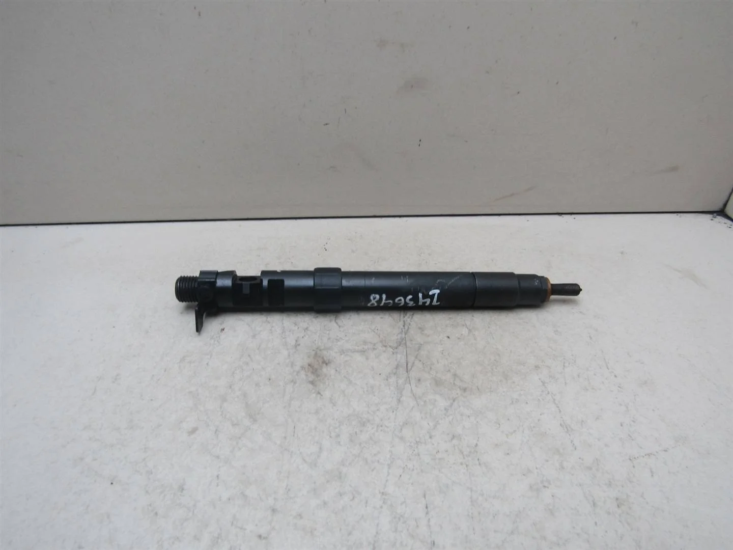 Форсунка дизельная электрическая Ford Kuga 2012-2019  [1809626]  2.0 TXMA в Вологде