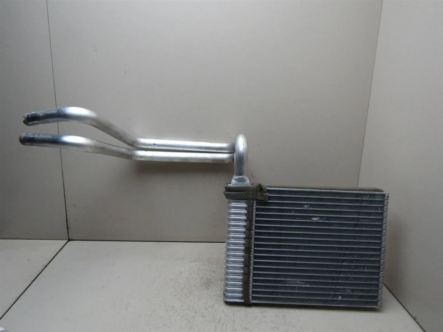 Радиатор отопителя Ford Kuga 2012-2019  [5166610]  2.0 TXMA в Вологде