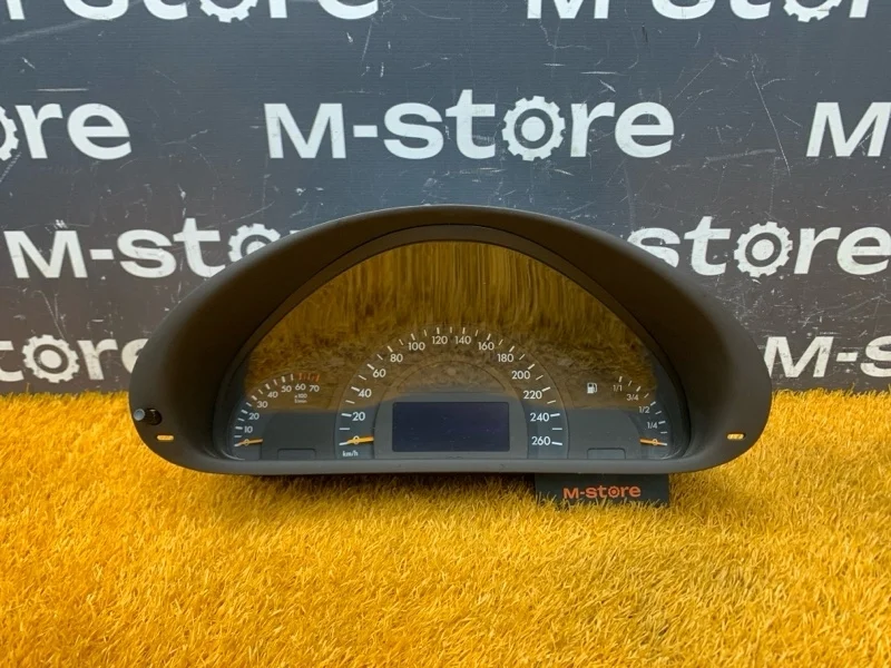 Щиток приборов Mercedes-Benz C-Class 2001 A2035403511 W203 111.955