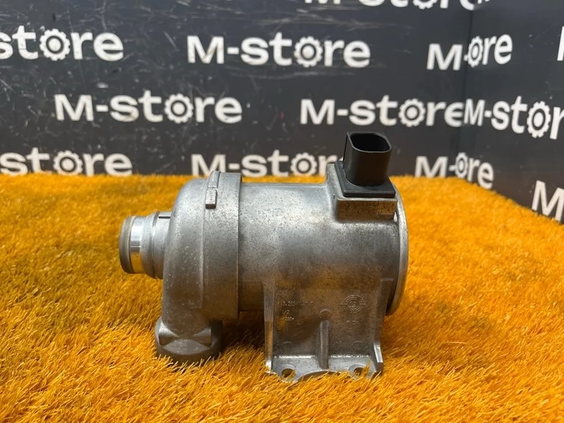 Помпа Volvo Xc60 2015 31368715 DZ40 B4204T11