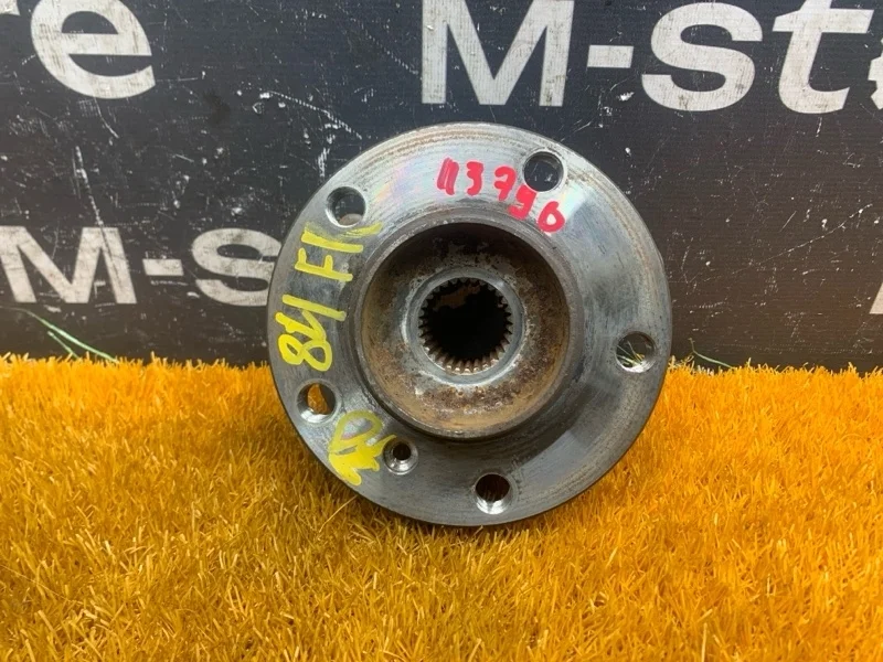 Ступица Bmw X5 2010 31226882263 E70 N55B30A, передняя правая