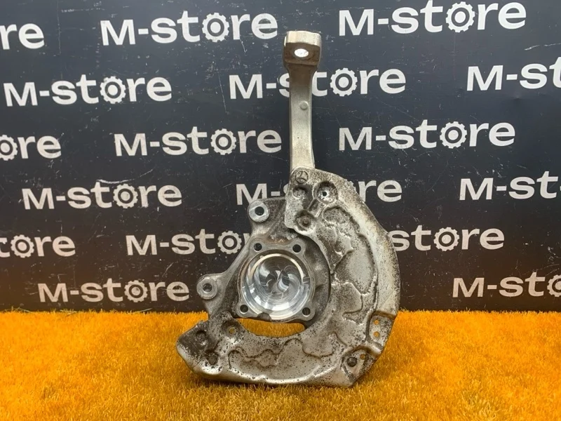 Кулак поворотный Mercedes-Benz C-Class 2014 A2053322200 W205 274.920, передний правый