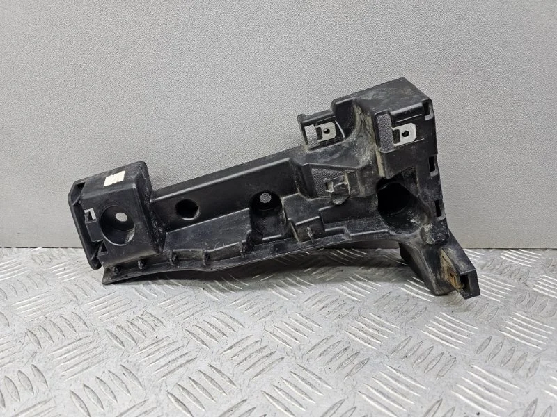 Крепление бампера BMW X5 E70