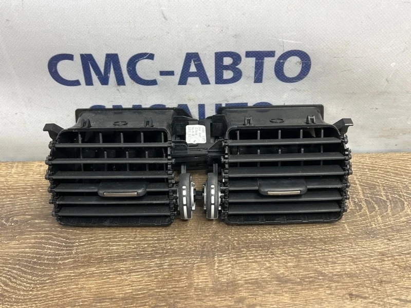 Дефлектор торпеды Volvo Xc60 30755643 ХС60 3.0 B6304T4