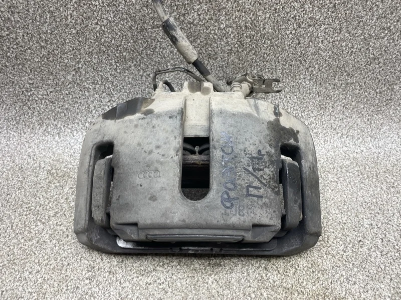 Суппорт Volkswagen Phaeton 2011 4E0615123 3.0 CEXA, передний правый