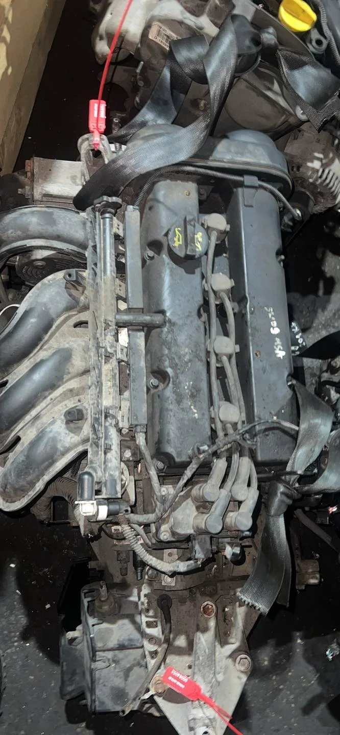 Двигатель SHDA Ford Focus 2 restailing 1.6 Бензин