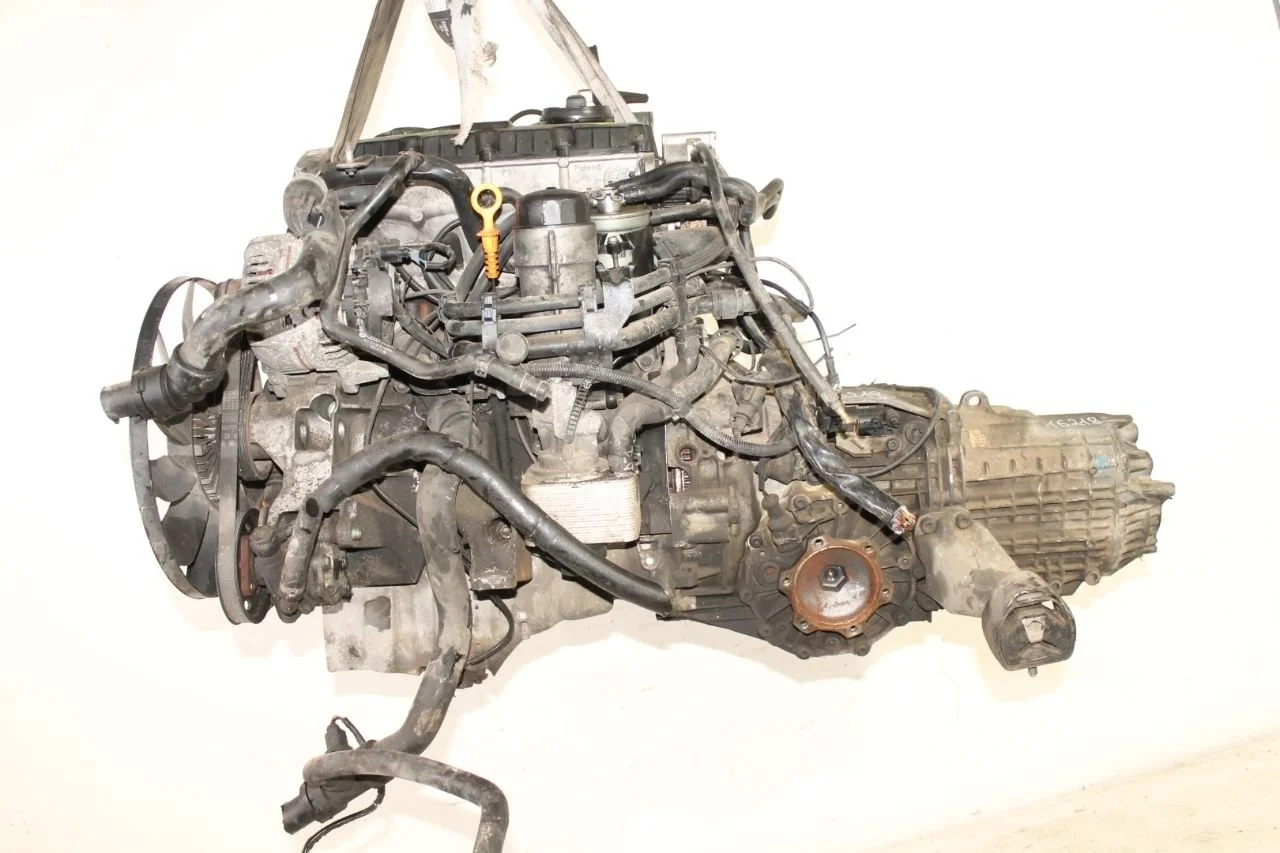 Двигатель AWX Audi A4 B6 (S4,RS4) 1.9 Дизель