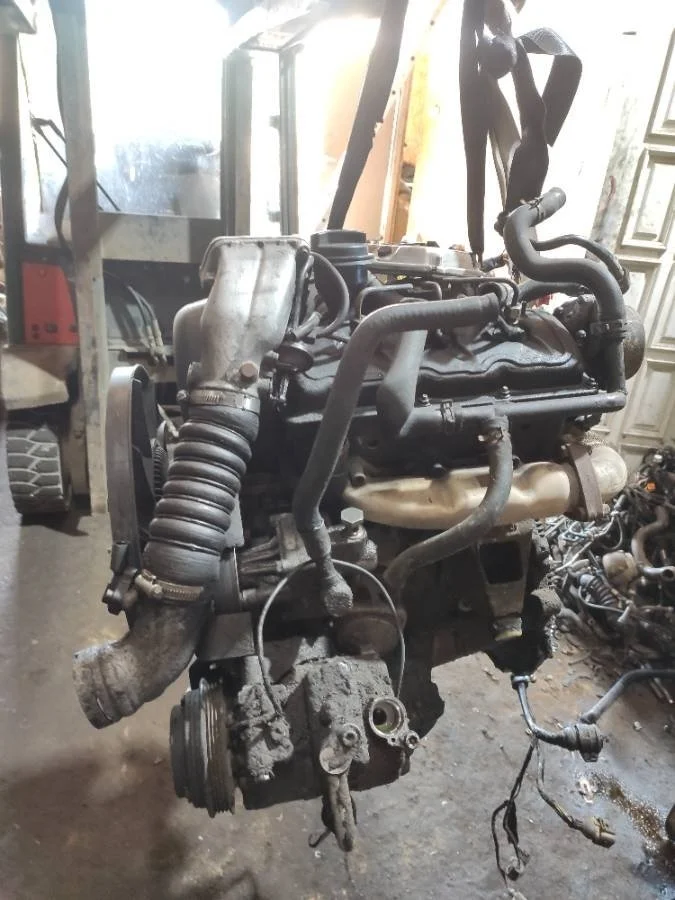 Двигатель AKE Audi A8 D2 (S8,RS8) 2.5 Дизель