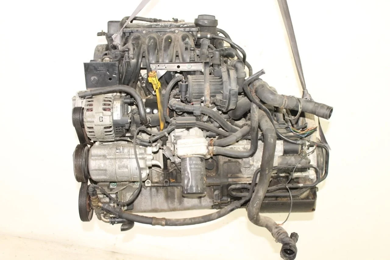 Двигатель AVU Volkswagen Bora 1.6 Бензин