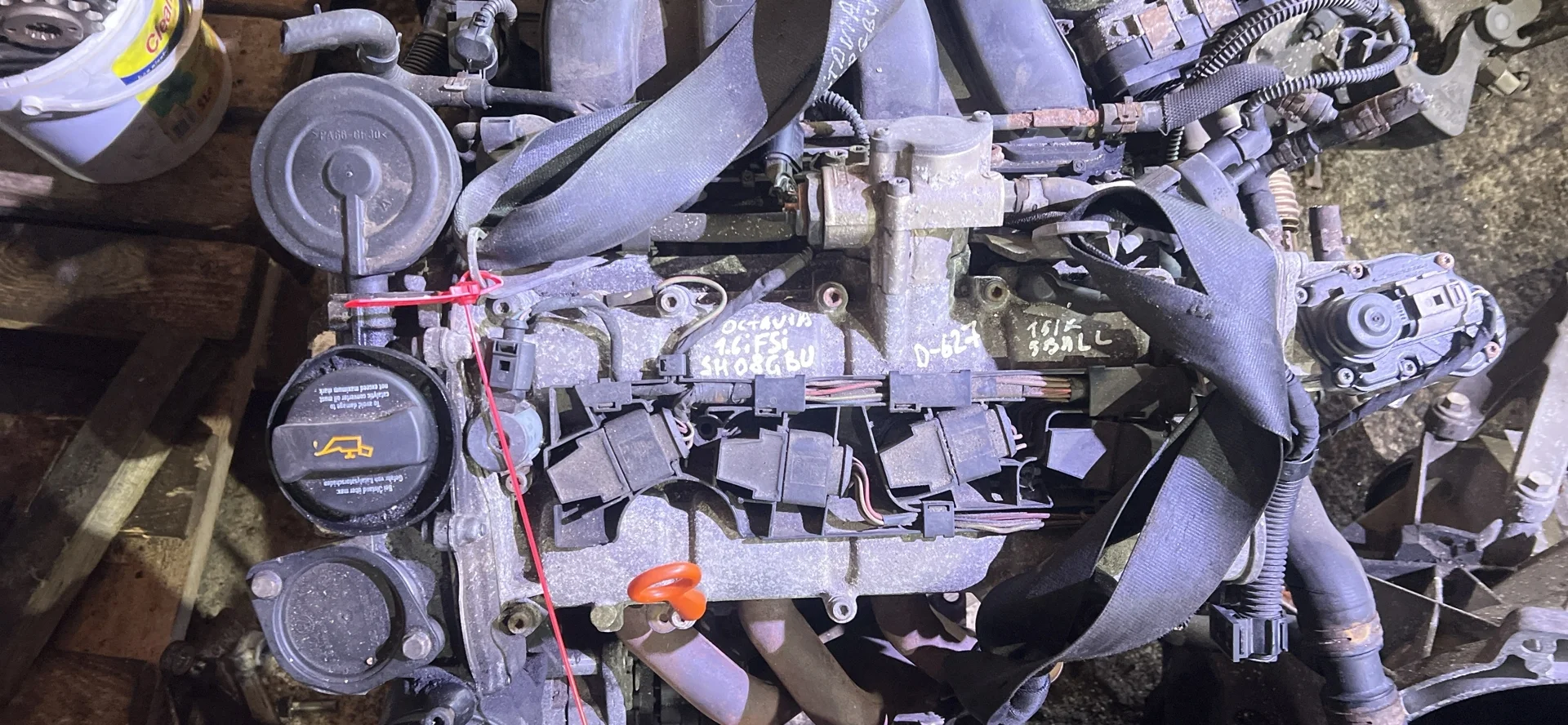 Двигатель BLF Skoda Octavia A4 1.6 Бензин