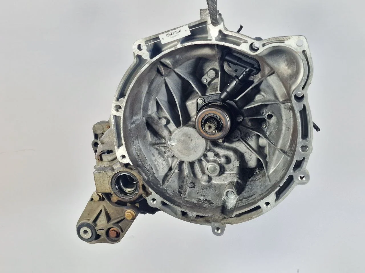 КПП механическая (МКПП) 5-ступенчатая 3M5R7002NF Ford Focus 2 restailing 1.6 Бензин