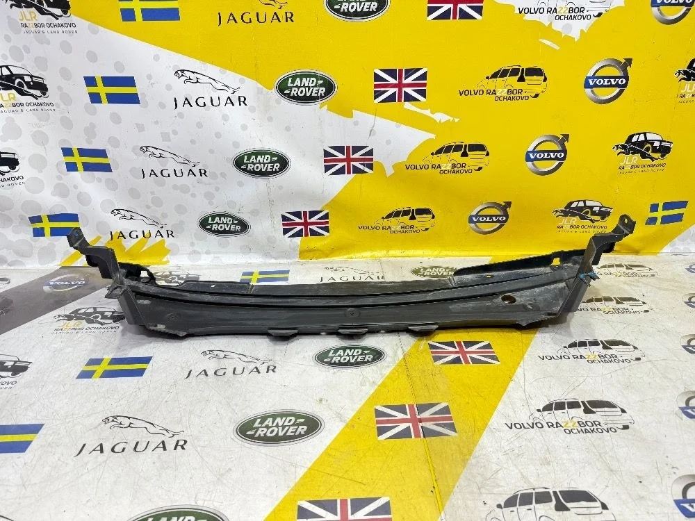 Пыльник радиатора Volvo S60 2001-2004 9484067 S60 I (2000—2004)