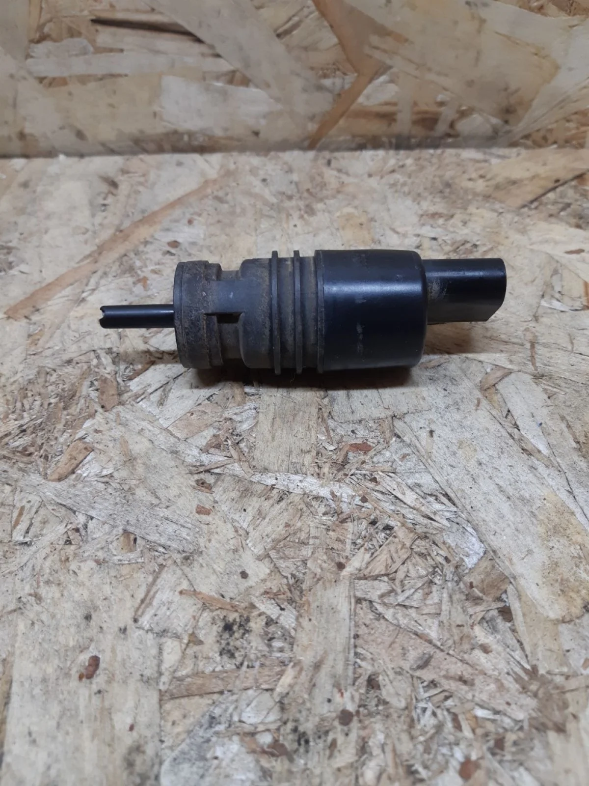 Насос омывателя Opel Antara I рестайлинг (2010—2017) 2012 черный