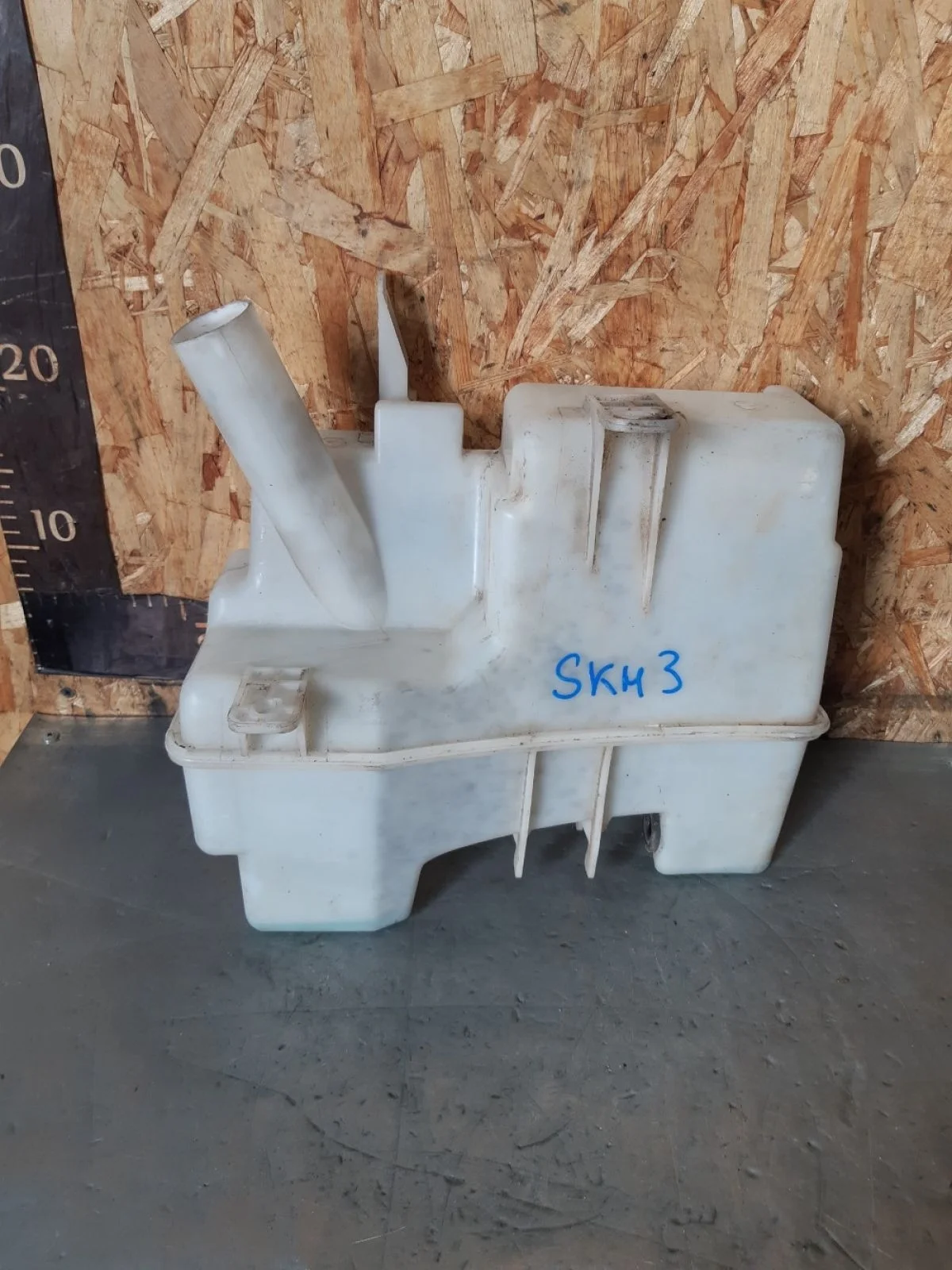 Бачок омывателя лобового стекла Opel Antara I рестайлинг (2010—2017) 2012 черный