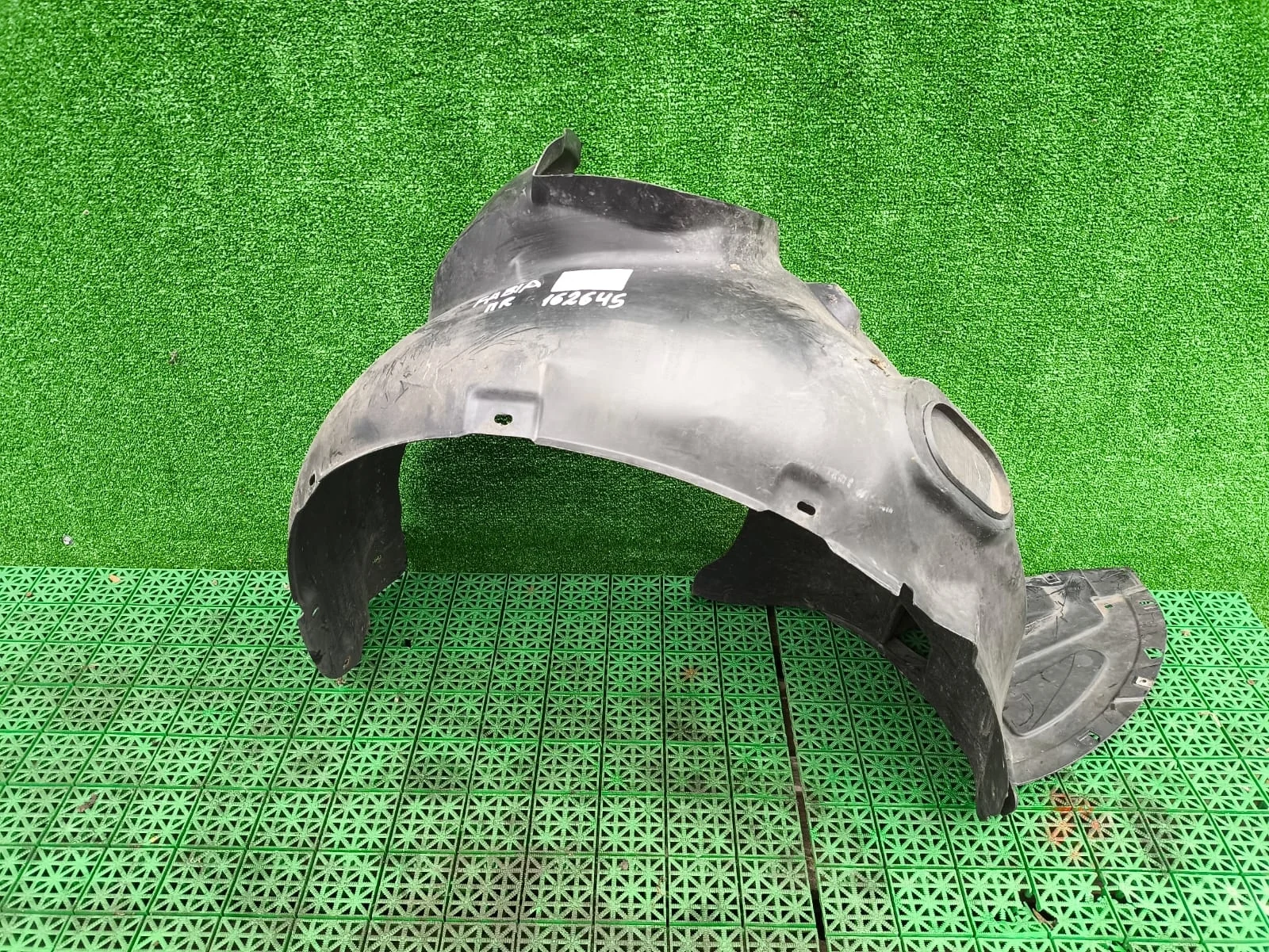 Подкрылок, локер SKODA FABIA 2, ROOMSTER 2007- передний правый б/у FABIA 2(2007-2015);ROOMSTER(2007-2015)