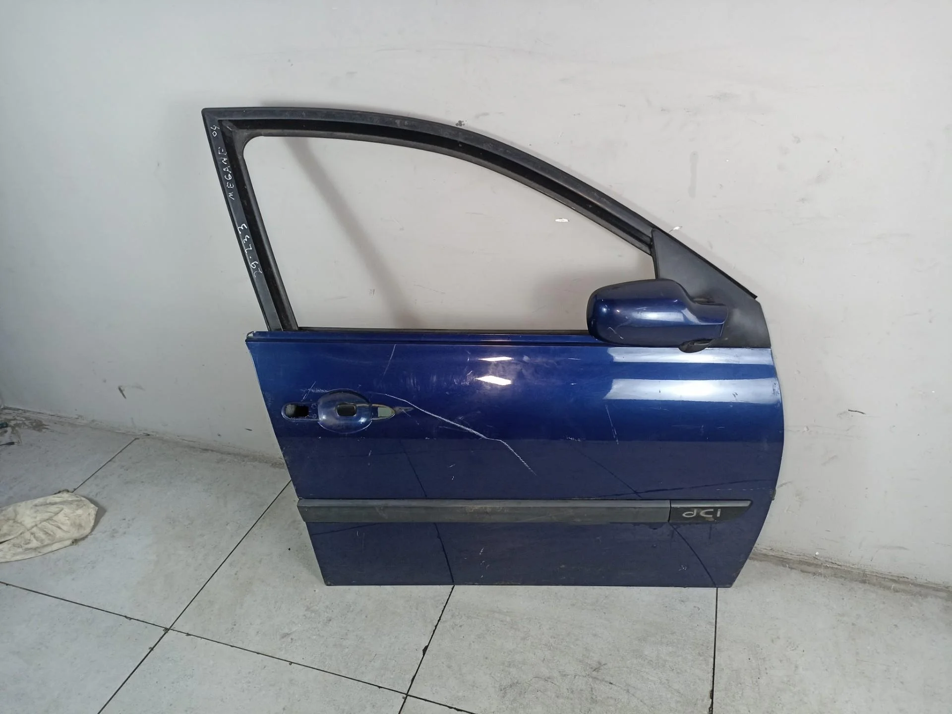 Дверь передняя правая Renault Megane 2 7751473729